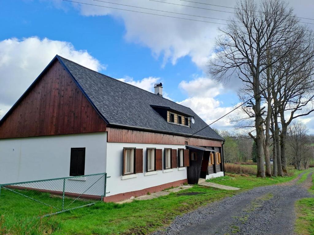 Lichtenberg/ Svetlik Holiday home *